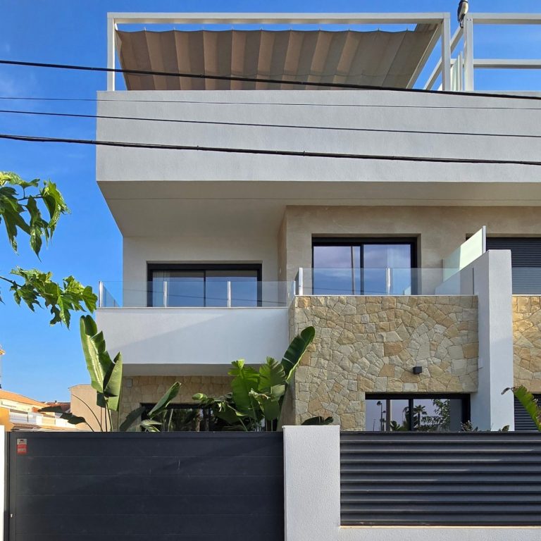 VILLA ANTONIO